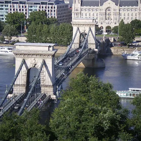 Villa Robiniapark Szolad